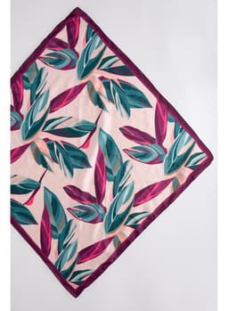 Woman Shawl 4